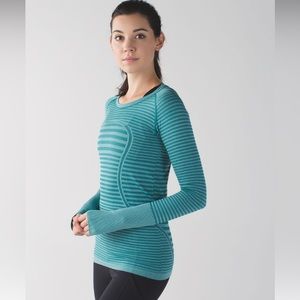 Lululemon Swiftly Tech Long Sleeve Crew
Heathered Forage Teal